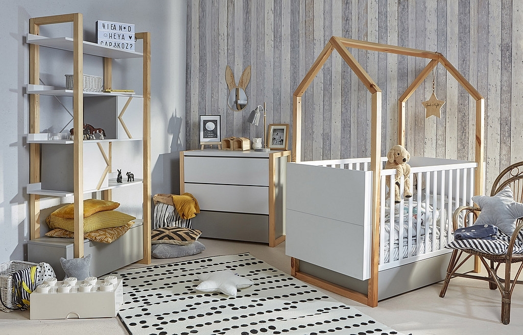 Baby's Paradijs | Babykamer pinette samenstellen Babykamer pinette samenstellen