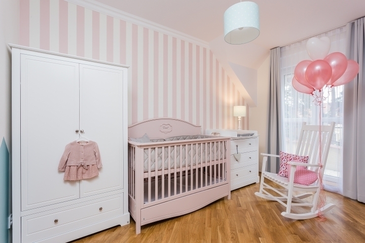 Baby's Paradijs | 2 Deurs Kledingkast Marylou 3 2-Deurs Kledingkast - Marylou - Afbeelding 3