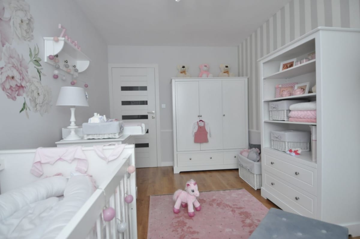 Baby's Paradijs | 3 Deurs Kledingkast Marylou 5 3-Deurs Kledingkast - Marylou - Afbeelding 5