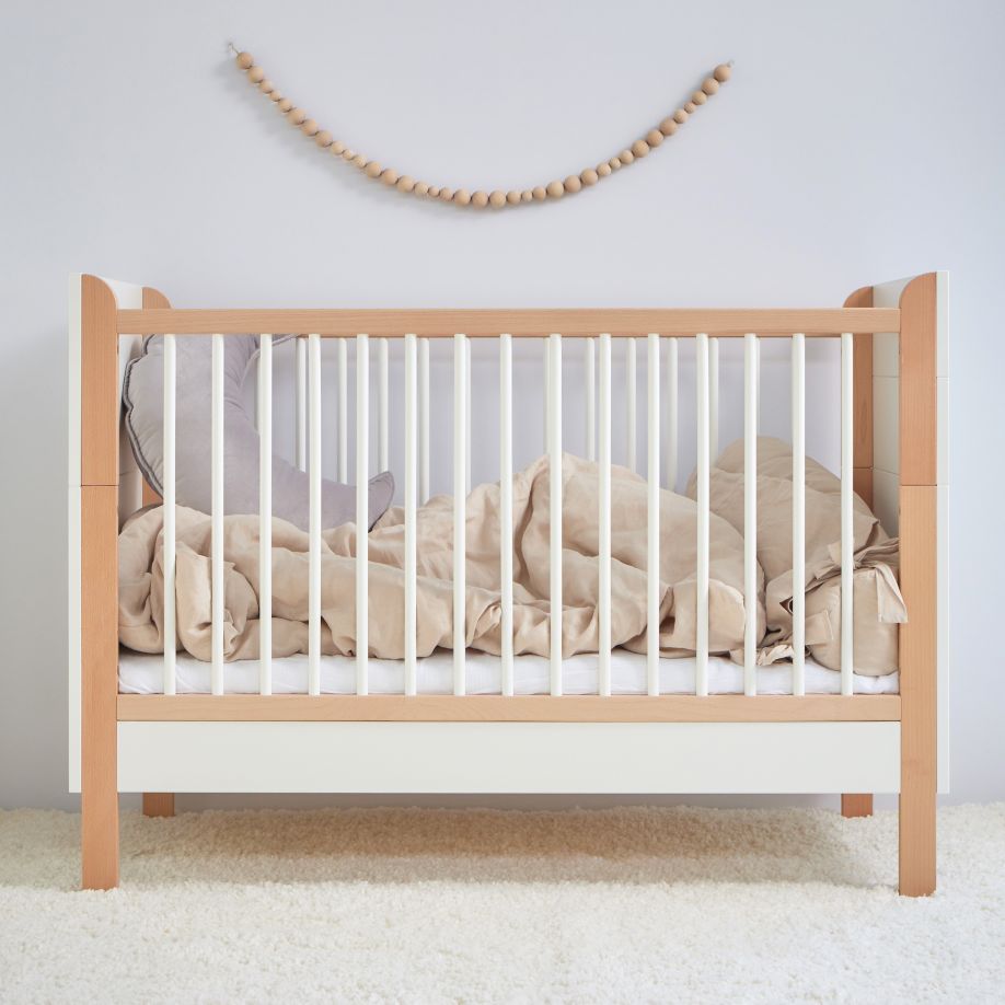 Baby's Paradijs | 607a59d4a7544ccd3b333c463d8d4eda Babykamer Ratata ( ledikant 60 x120 cm met de lade, commode met bladvergroter , boekenkast, 2-deurskast ) - Afbeelding 19