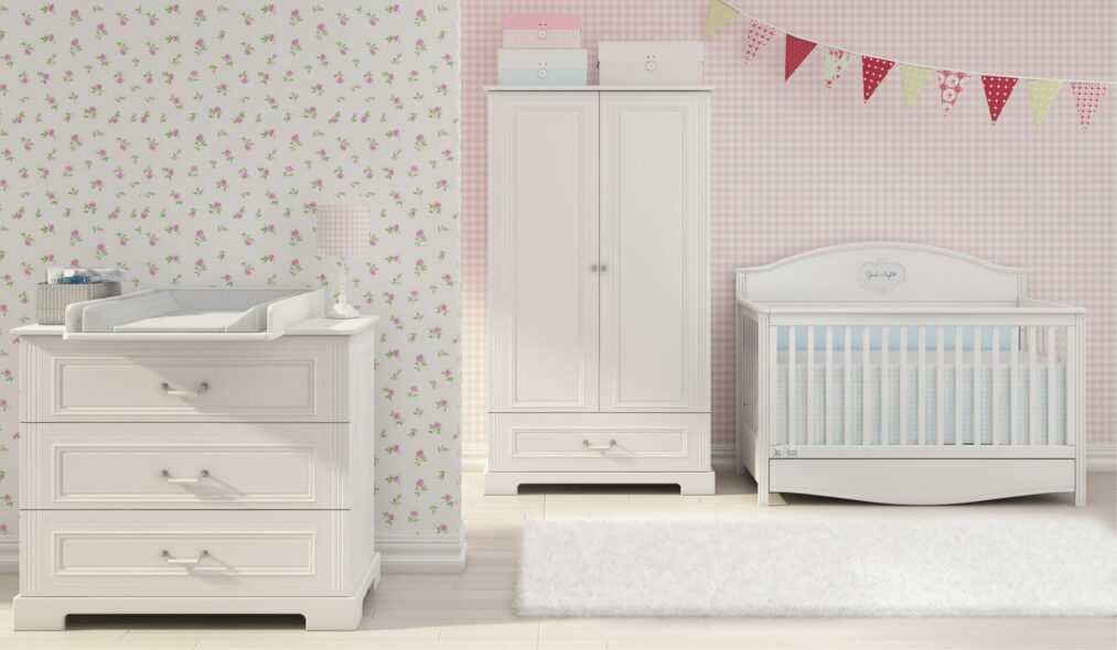 Babykamer Ines Elegant White met een doorgroeibed Good Night