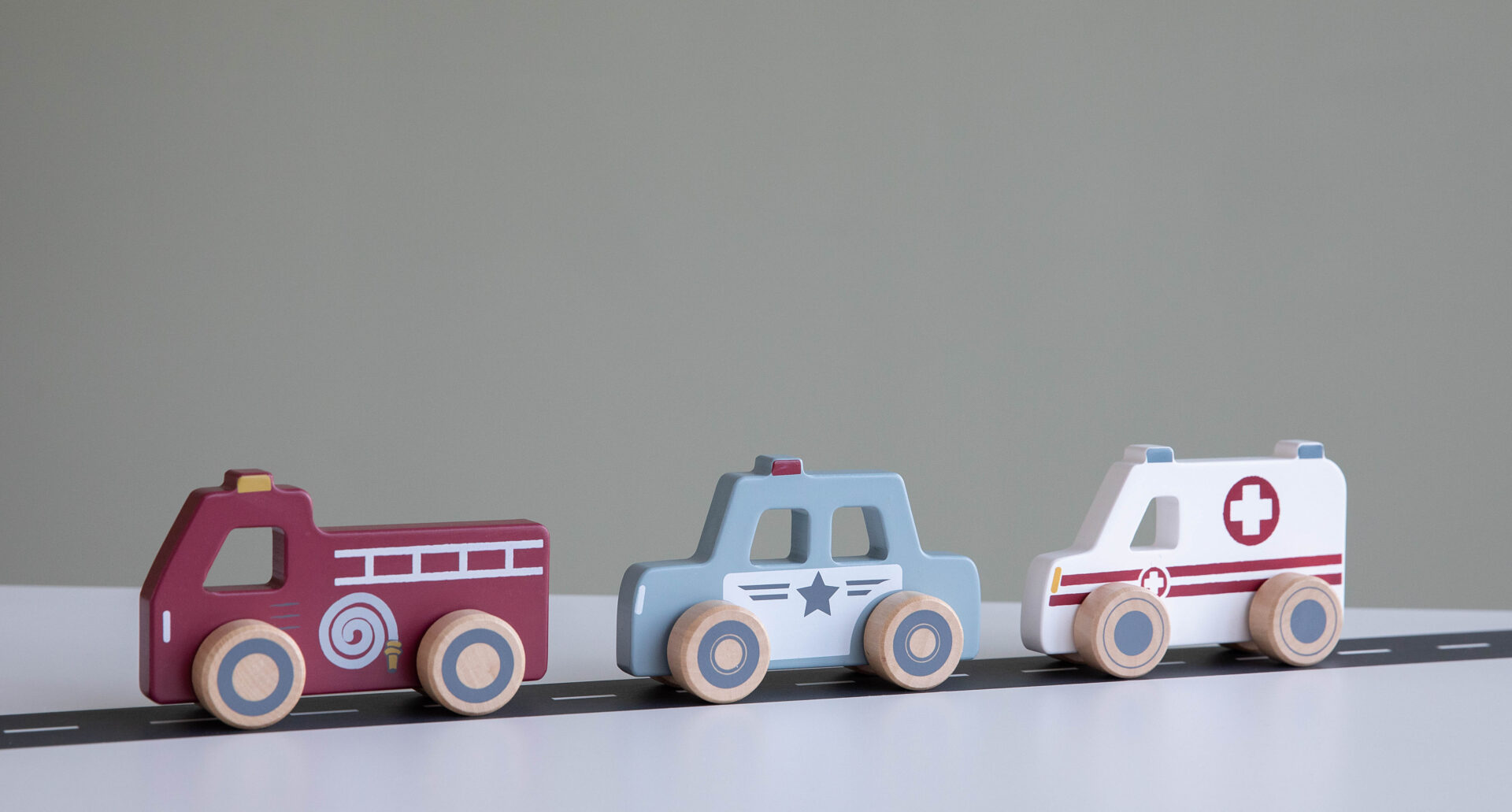 Baby's Paradijs | LD4388 Emergency Services Vehicles 7 Hulpverleningsauto’s Little Dutch - Afbeelding 3
