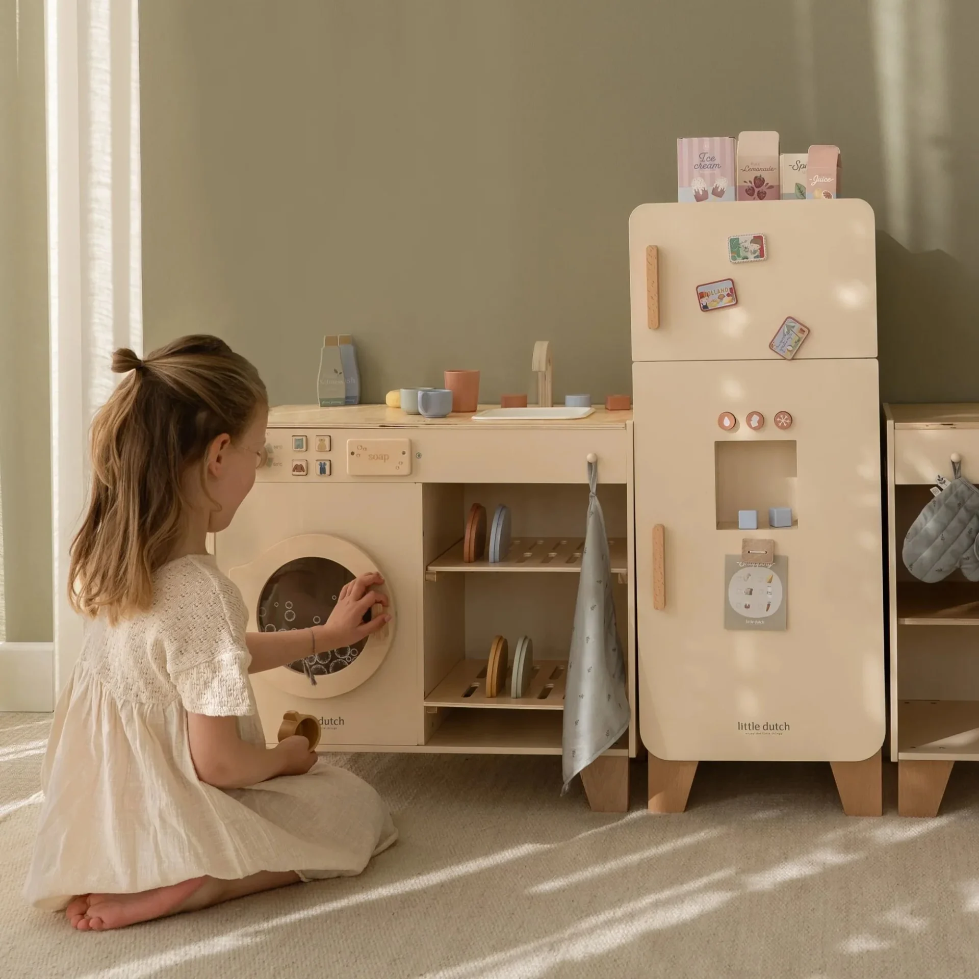 Baby's Paradijs | 0031354 houten wasmachine met accessoires Houten wasmachine – Essentials - Limited edition Price - Afbeelding 4