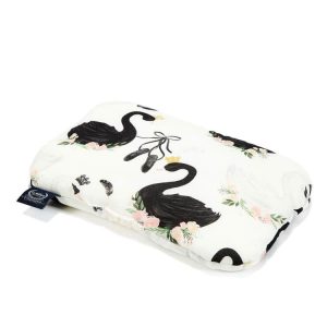 baby_bamboo_pillow_la_millou_moonlight_swan